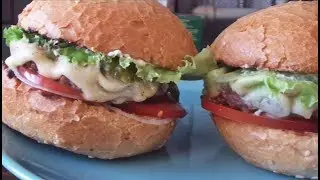 Как приготовить добротный, вкуснейший бургер в домашних условиях.