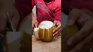 very professional coconut cutting
