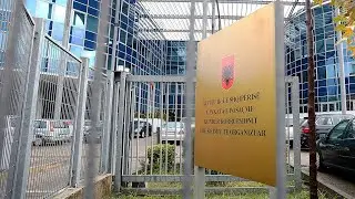 Asllan Hasto&ccedil;i, 3 mld lek&euml; tender korruptiv p&euml;r godinat e Policis&euml;.  &Ccedil;&rsquo;lidhje ka doktori me suvatime