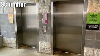 Лифты Glass Schindler 400A в гараже Bakery Square East в Питтсбурге, штат Пенсильвания