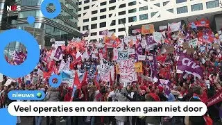 Grote staking van mensen die in ziekenhuizen werken