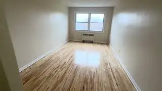 1-Bedroom Unit Lakefront Apartments (No Balcony) - Killam REIT