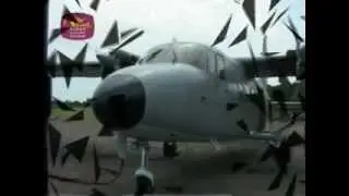 Sri Lanka Army Sky Diving.wmv