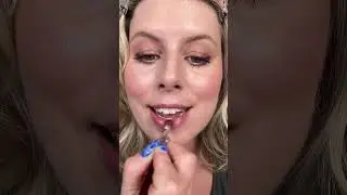 Makeup Artist Lip Stain Hack 👀
