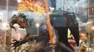Balrog LOTR statue by WETA at NYCC 2014