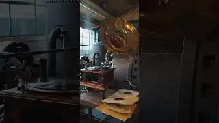 Steam Engine Powered Gramophone!