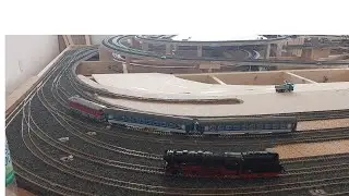 Kolejiště H0 390x310 cm - další jízdy v automatickém režimu