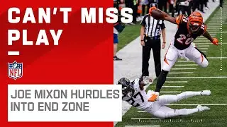 Joe Mixon Hurdles into the End Zone & Takes a Huge Hit!