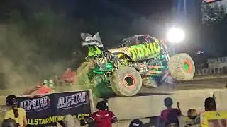 All Star Monster Trucks Freestyle 4