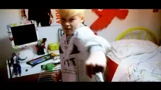 Robyn feat. Snoop Dogg - U Should Know Better (Official Video)