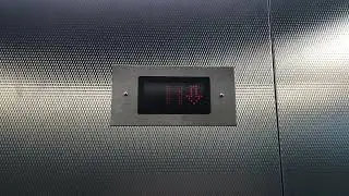1995 US Hydraulic Elevator at Waterfront West Coast Express Stn in Vancouver BC