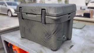 Custom Painted Engel Cooler for jon boat