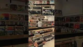 love vinyl hunting in my favourite record store 🔥💯 #vinyl #vinylcollecting #recordstore