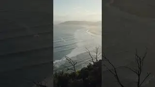 CYCLONE ALFRED PUMPS AT DOUBLE ISLAND POINT!