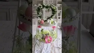 Etagere &ouml;sterlich dekoriert - Osterdeko in der Etagere - Tischdeko - Tabledecoration -Idea - Idee 🐰🤍