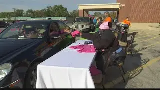 'More Than Pink' parade recognizes breast cancer survivors, currently diagnosed patients