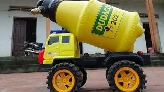 camion strada pulita