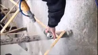 ECOSTRIP / N.A.ROBSON LTD SODA BLASTING A DRINKS CAN