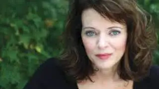 Judy Blazer sings 