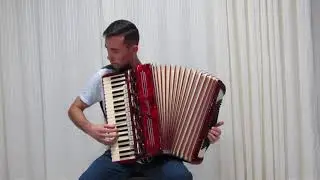 FELIPINHO DO ACORDEON TOCA: LEVANTA VELHO