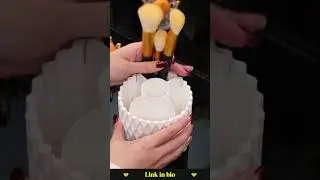 360&deg; Rotating Makeup Brush Organizer.