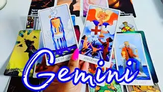 GEMINI♊A MESSAGE/CALL YOU DONT SEE COMING🫢💌 #tarot