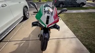 DUCATI PANIGALE V4 TRICOLORE N*0376/1000 2025 | Walkaround | STOCK Exhaust Sound