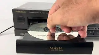 Technics SL-PG300 Compact Multi-Stage Noise Shaping CD Player - Audiophile