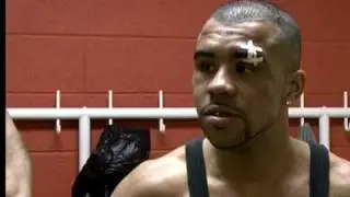 Rendall Munroe beats Kiko Martinez