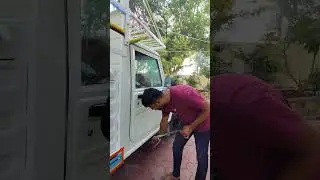 How to open lock of mahindra bolero pickup using scale in emergency #mahindra #power #bolero