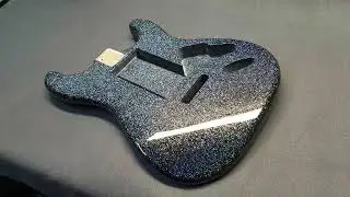 Holoflake Strat Finish - GuitarPaintGuys