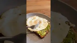 Avocado Toast with Lanes Everything Bagel Seasoning. #breakfast #recipe #avocadotoast