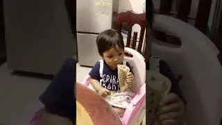 Amey eating chapati for first time | Indian international family | vlogs from Vietnam