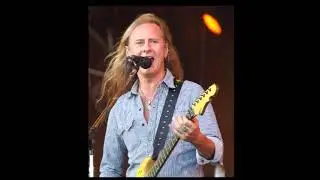 Jerry Cantrell - Give it A Name - VIDEO