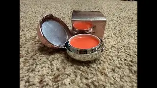Hydrate your lips overnight with this lip mask