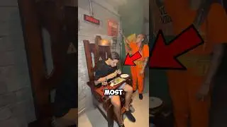 This Prison Restaurant Is INSANE! 🚔🍔(@navegandosp)