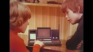 1976 Star Trek Communication Console Classic Mego Toy TV Commercial