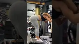 Sunny Leone hot fitness model gym workout 💪💪 hot actress sunny leone 💪 cute girl #shorts#sunnyleone