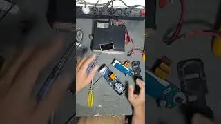 Share Pengalaman sedang live sekarang!Perbaikan Radio RIG Motorola XIR M8668i kerusakan layar pecah