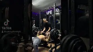 ⚠️ &kappa;&alpha;&nu;&epsilon;&iota;&sigmaf; &delta;&epsilon;&nu; &chi;&tau;ύ&pi;&eta;&sigma;&epsilon; &sigma;&epsilon; &alpha;&upsilon;&tau;ό &tau;&omicron; &beta;ί&nu;&tau;&epsilon;&omicron; 😂 #fitness #gym #gymfails  #benchpress #shorts #funnyvideo