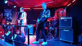 Rough Justice: Ain't Talkin' bout Love (cover)