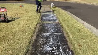 Power Washing a Long A$$ HOA Extremely Dirty Sidewalk!!!