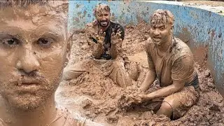 Took a mud bath in the pool😂