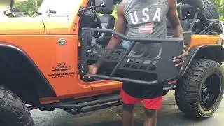 Installing/removing tubular half doors Jeep Wrangler JK