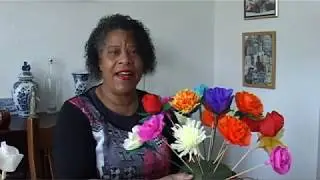 Bloemen van crepepapier knutselen - Brakkenfestival Online