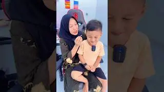 Bersihin Telinga🤣