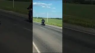 Kawasaki Z1000 138 л.с. против Honda CBR 600 111 л.с.