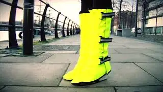 Georgia in Dublin waterdichte overschoenen demo