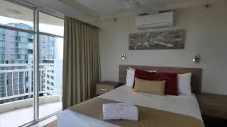 Two Bedroom Executive - 2nd Avenue Burleigh