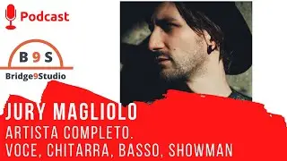 Artista completo. Voce, chitarra, basso, showman - Jury Magliolo